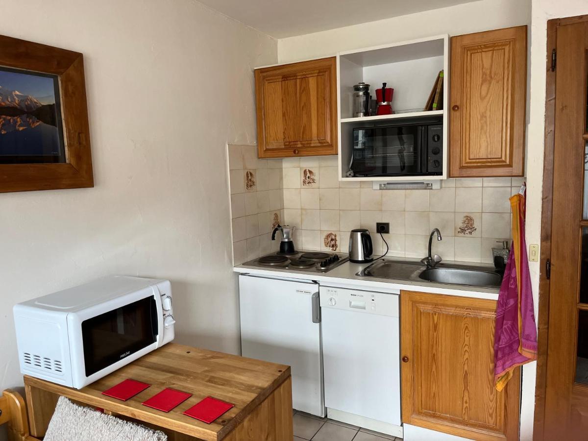 Bright Refurbished Apartment - Central ليز أوش المظهر الخارجي الصورة